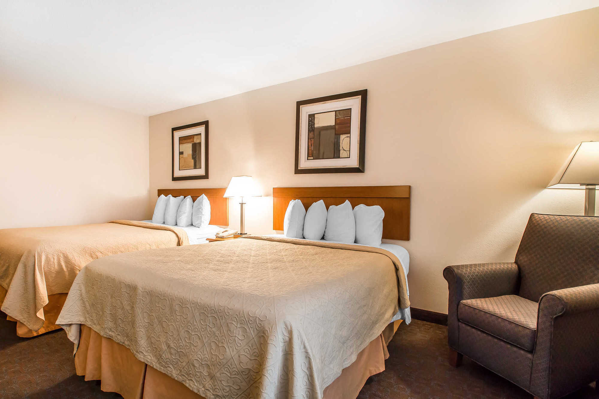 Quality Inn Morris I-80 Phòng bức ảnh